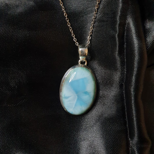 Larimar Oval Pendant |Silver
