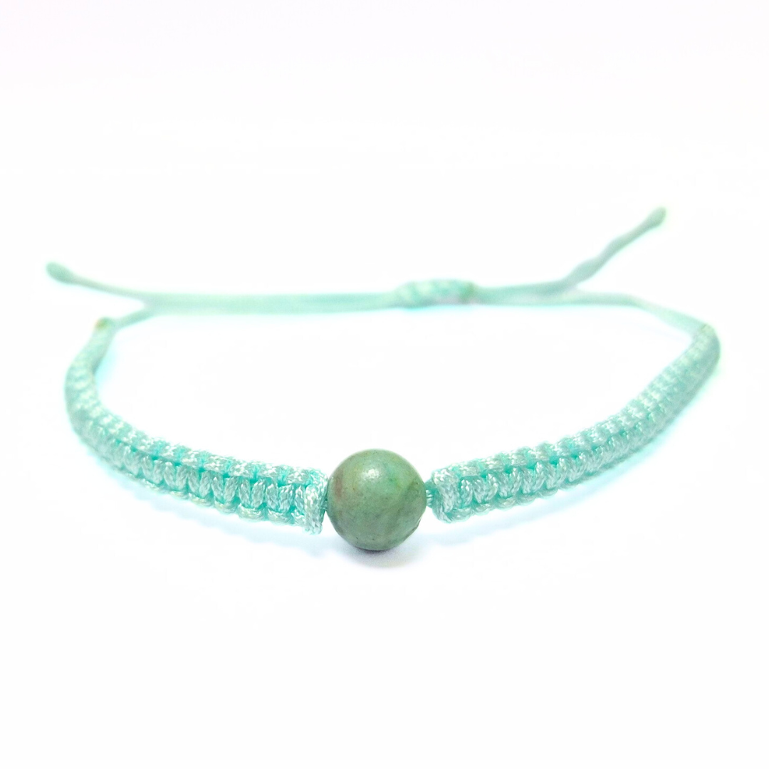 Single Bead Macrame Bracelet