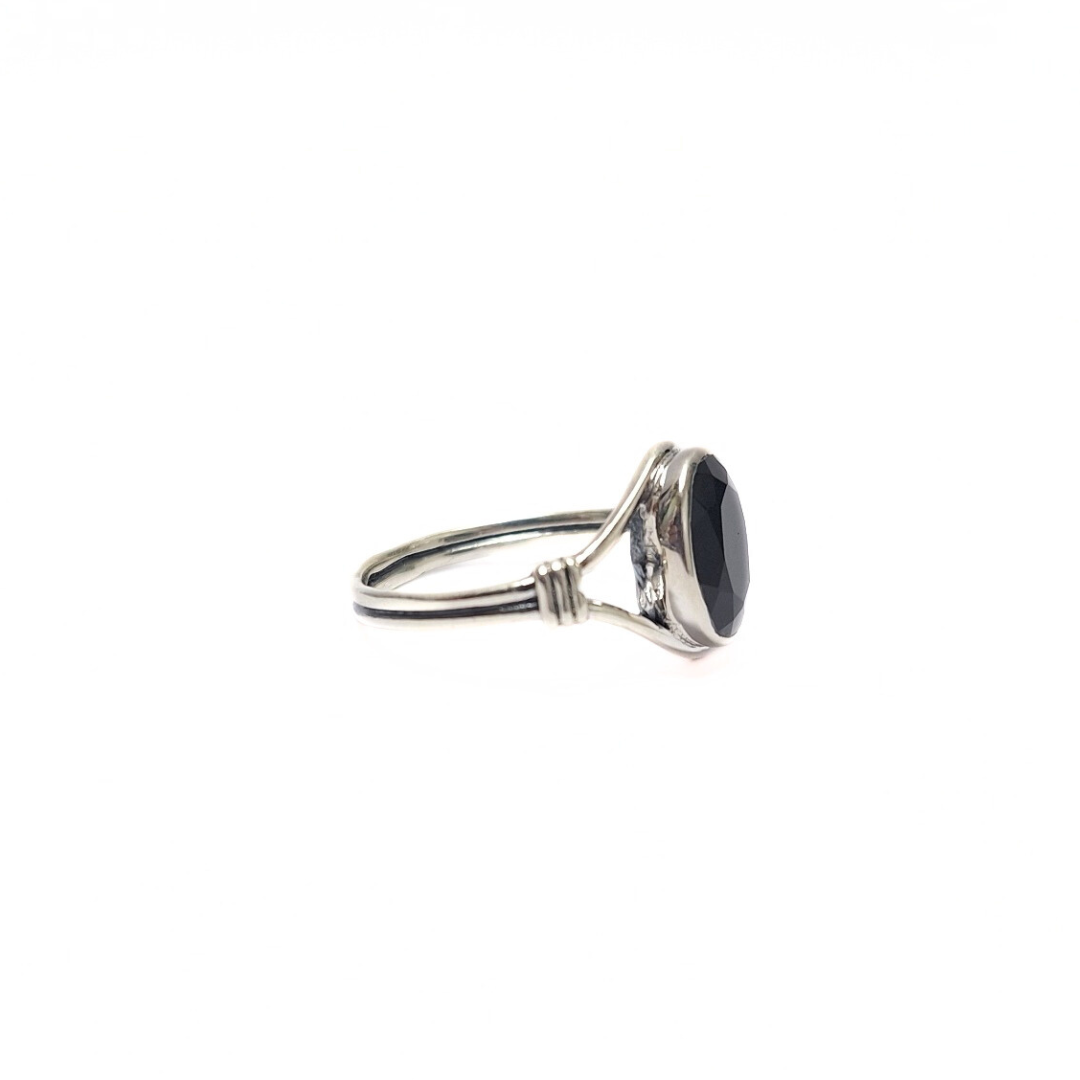 Onyx Oval Ring |Silver