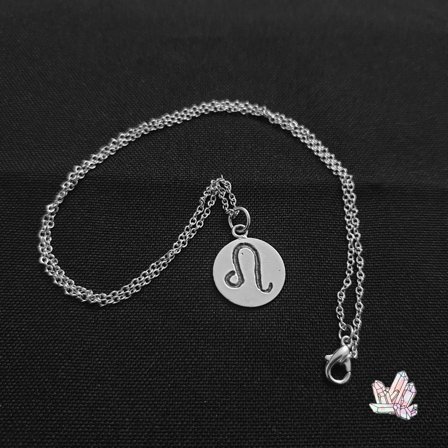 Leo Necklace (silver)