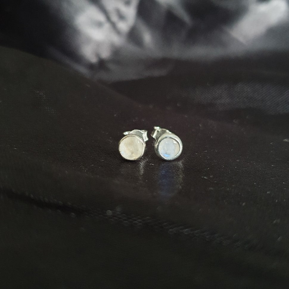 Moonstone 5mm Studs |Silver