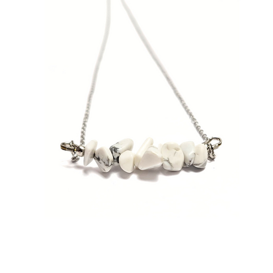 Howlite Chip Necklace (Stainless Steel)