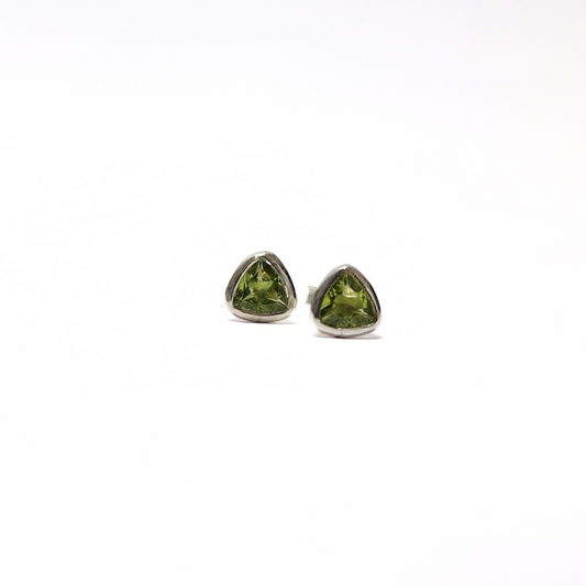 Peridot Trillion Studs |Silver