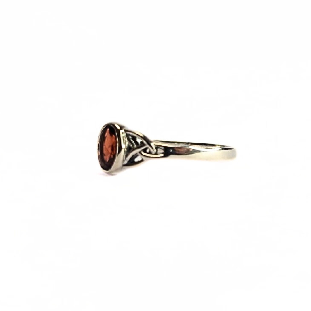 Garnet Celtic Ring |Silver