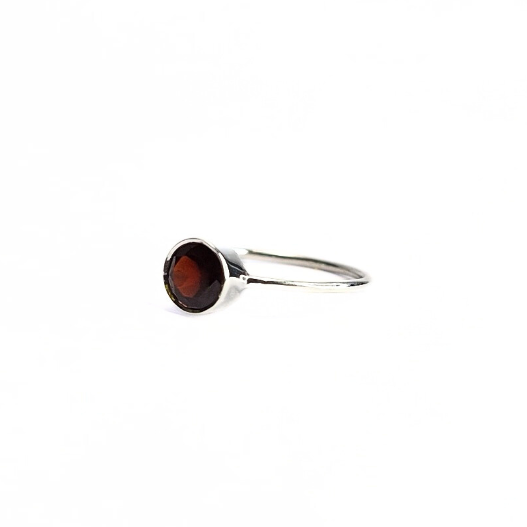 Garnet Julie Ring |Silver