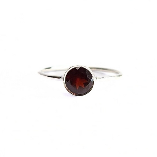 Garnet Julie Ring |Silver