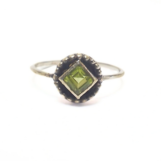 Peridot Lucia Ring |Silver