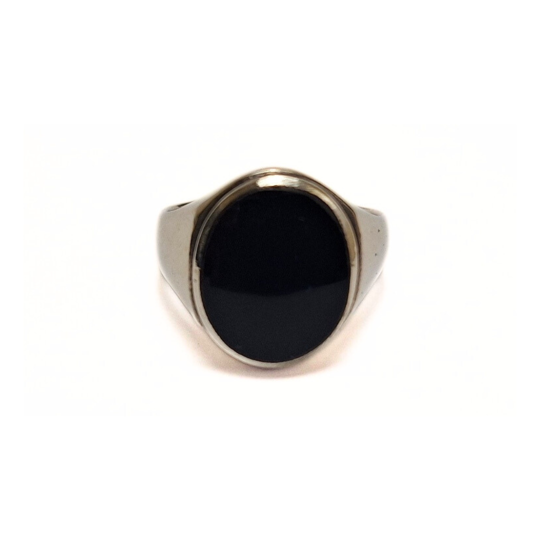 Onyx Signet Ring (Oval)