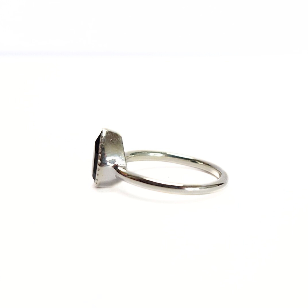 Onyx Tear Ring |Silver