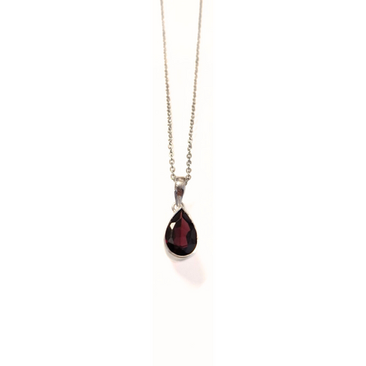 Garnet Classic Pear Pendant (8x10) |Silver