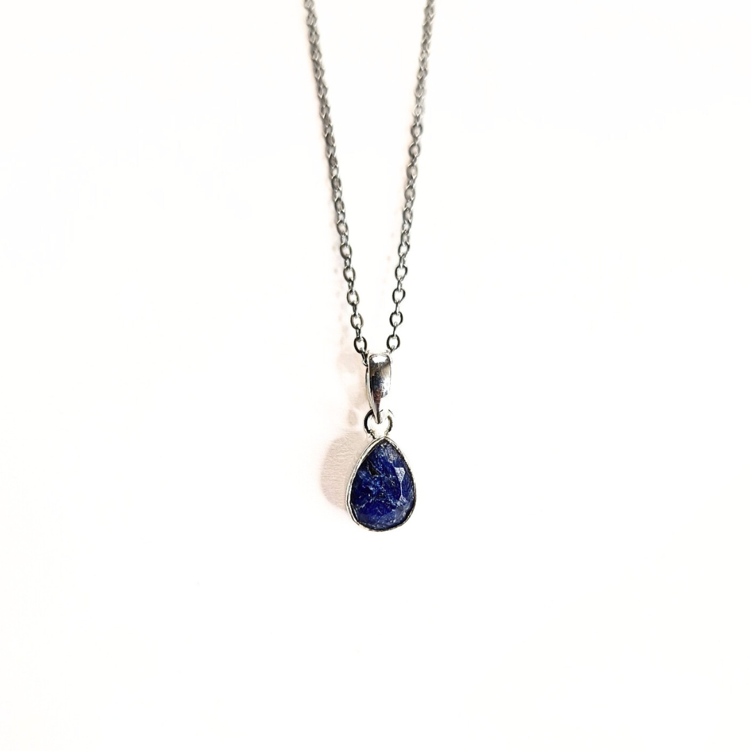 Blue Sapphire Classic Pear Pendant (7x9) |Silver