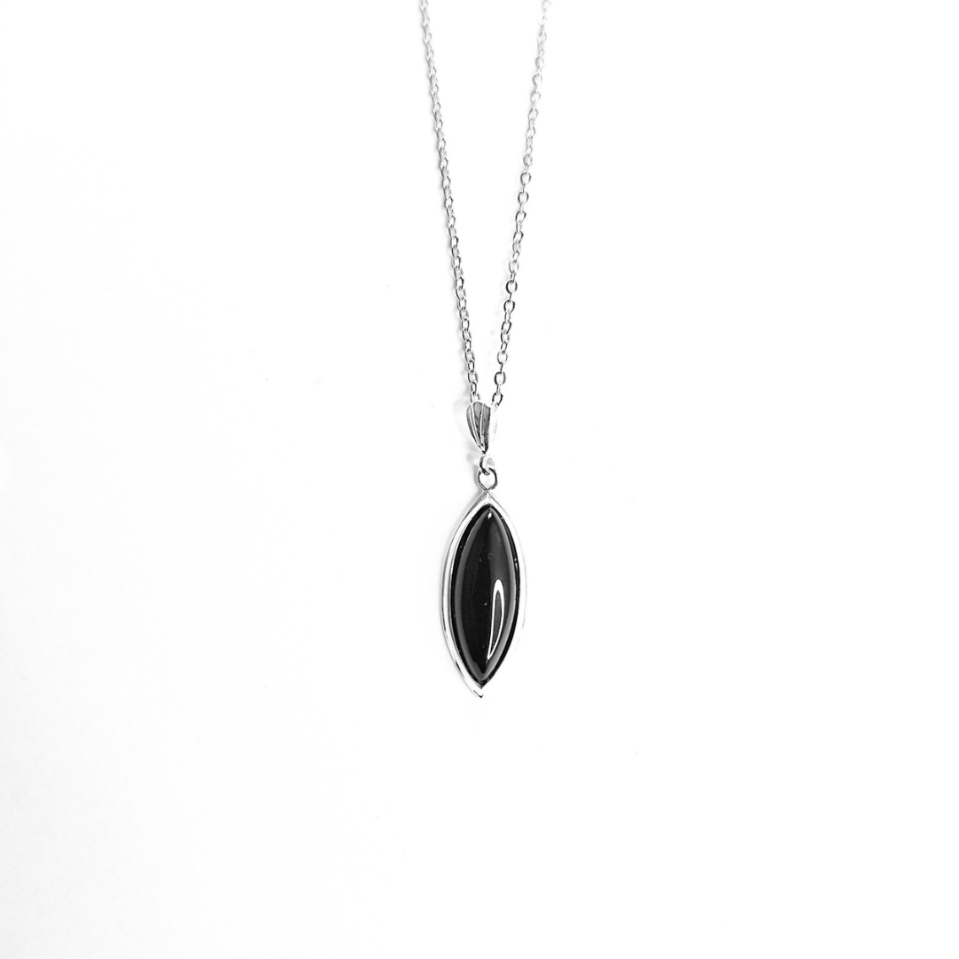 Onyx Marquise Cab Pendant (22x10) |Silver