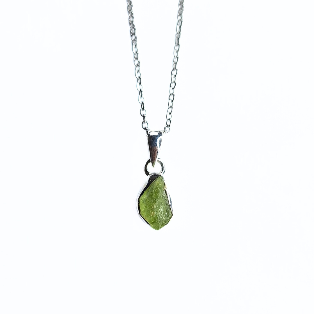 Peridot Rough Pendant |Silver