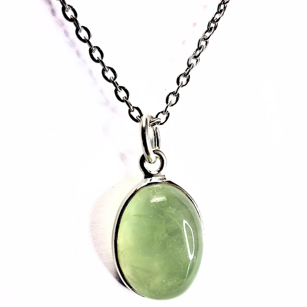 Prehnite Oval Cab Pendant (10x14) |Silver