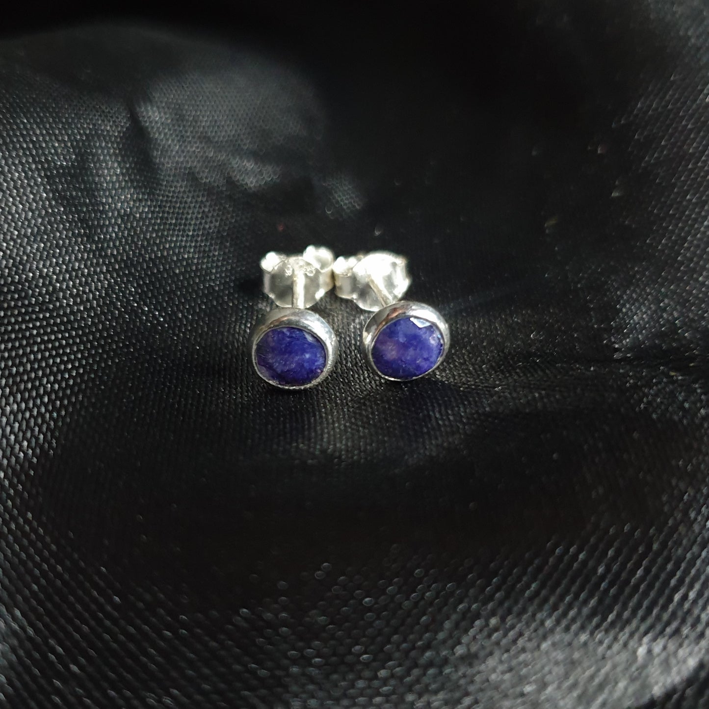 Blue Sapphire 5mm Stud