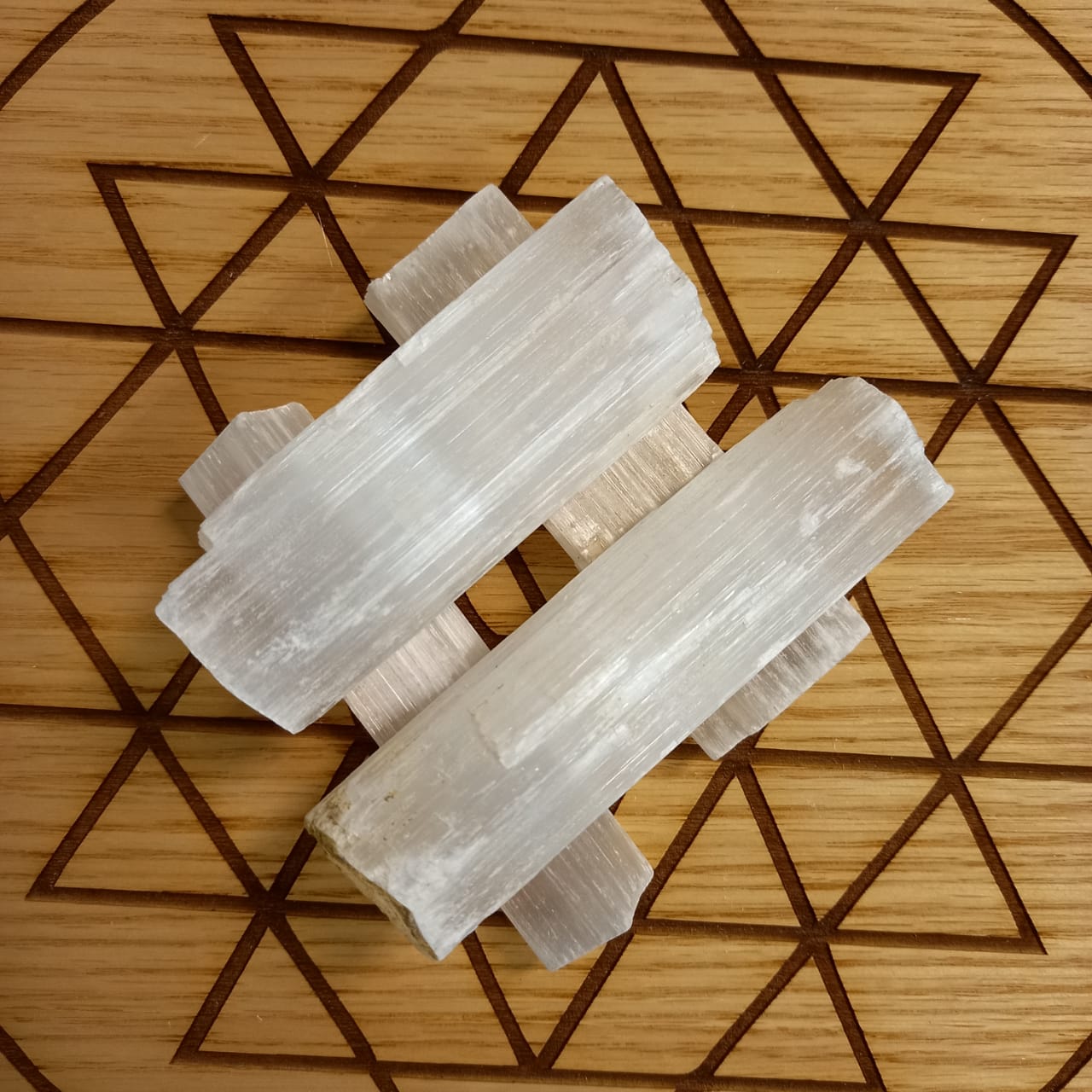 Selenite Raw Wand 10cm