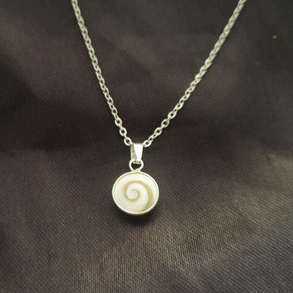 Shiva Shell 8mm Pendant |Silver